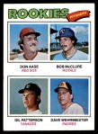 Lot of (84) 1977 Topps Baseball Cards with #10 Reggie Jackson, #170 Thurman  Munson, #387 New York Yankees CL / Billy Martin MG, #451 Checklist 397-528